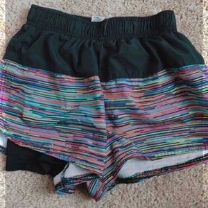 CHAMPION SHORTS 10-12